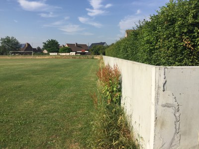 Maarkebeek - dijk thv voetbalterrein (Lammekensstraat)