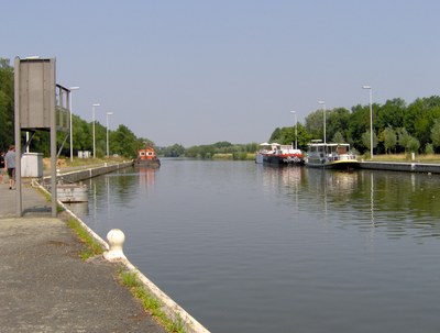 Kanaal Bossuit-Kortrijk - Kortrijk thv sluis Bossuit