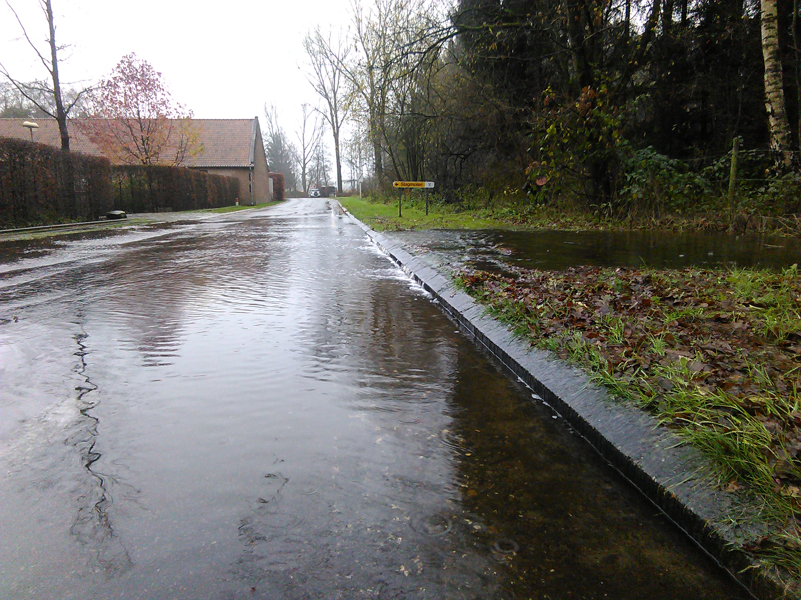 Bosbeek-Witbeek - Slagmolenstraat wateroverlast 2015