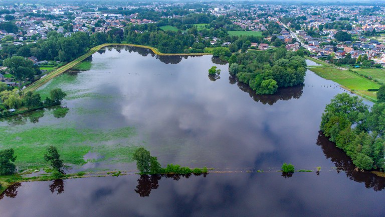 Dommel (wateroverlast wachtbekken)