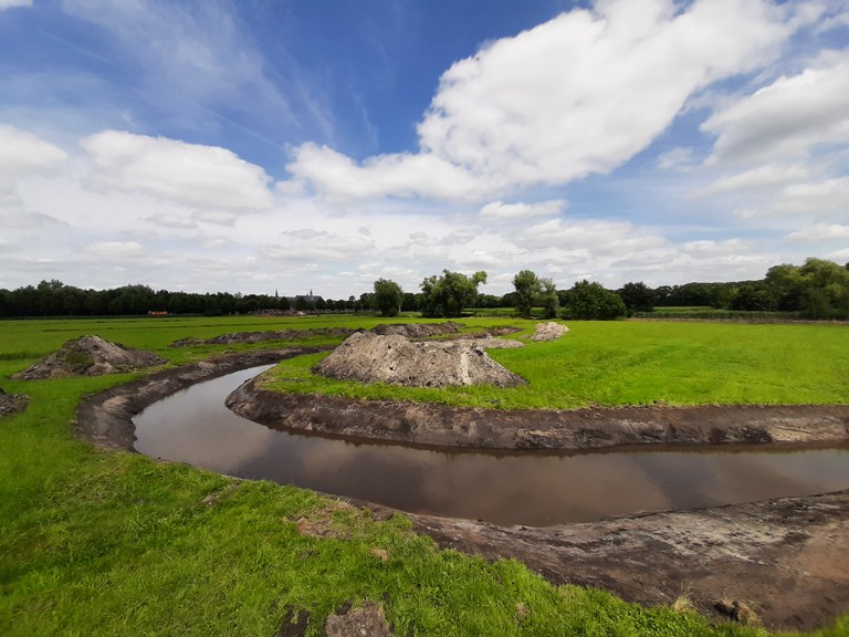 Warmbeek - Nieuw uitgegraven meanderende bedding thv de Achelse Kluis (2022)