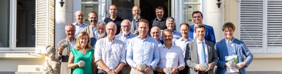 Minister Brouns samen met de klankbordgroep onder leiding van prof. dr. Hans Bruyninckx (c) VMM